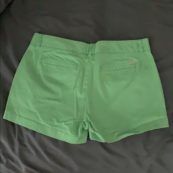 Vineyard vines shorts - Picture 2 of 5